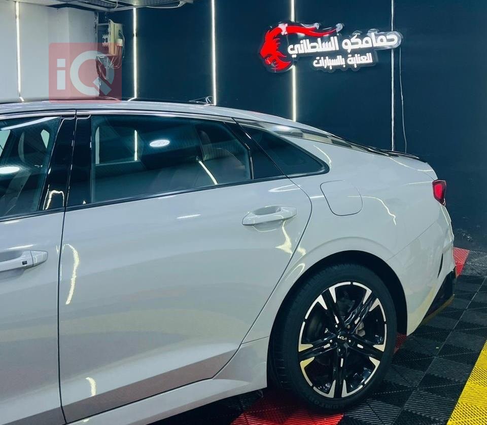 كيا K5